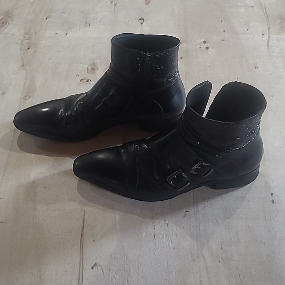 Men's Ghost boots, size 10, black